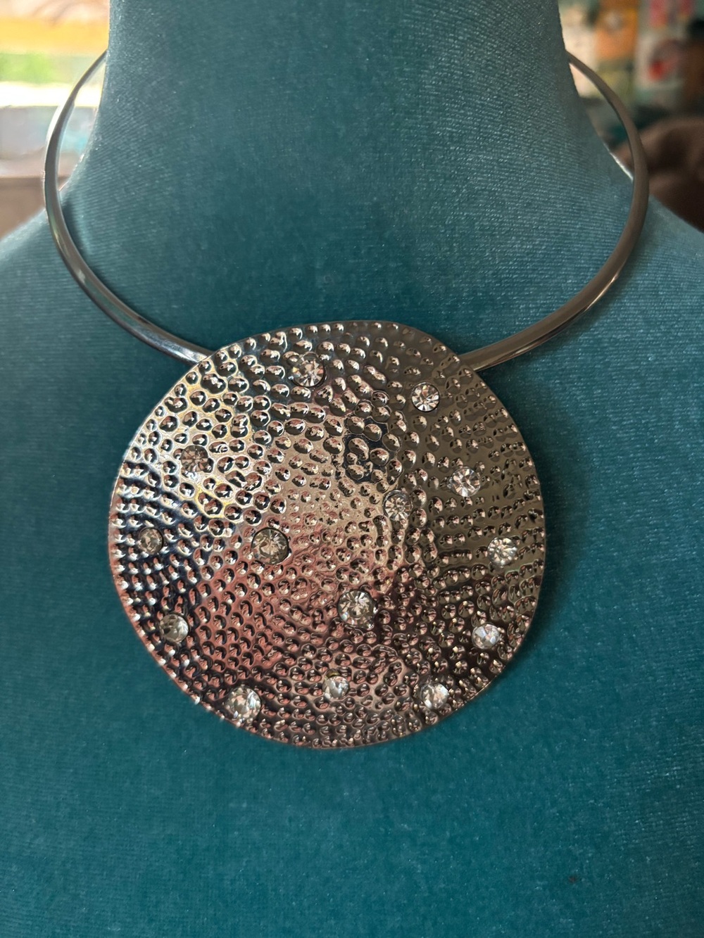 Polished Silver Color Choker